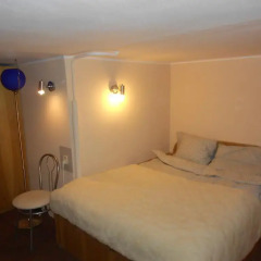 Апартаменты Spacious apartment in the Old Town комната для гостей фото 3