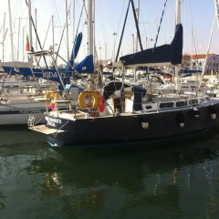 Отель Boat at Lisbon Бунгало с различными типами кроватей фото 11