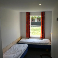 Отель Danhostel Copenhagen Amager Стандартный номер с 2 отдельными кроватями (общая ванная комната)