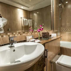 First Central Hotel Suites 4* Студия с различными типами кроватей фото 10