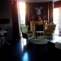 Отель Reina 12 Guest House развлечения