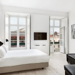 Апартаменты Hello Lisbon Rossio Collection Apartments комната для гостей фото 4