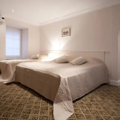 Отель Real House 3* Семейные апартаменты с двуспальной кроватью фото 2