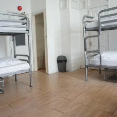 Отель Hostelpoint Brighton Кровать в общем номере с двухъярусной кроватью фото 4