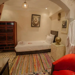 Отель Dar Ikalimo Marrakech 3* Улучшенный номер с различными типами кроватей фото 14