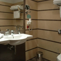 Ea Hotel Downtown 4* Стандартный номер фото 7