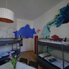 Kiez Hostel Berlin Кровать в женском общем номере с двухъярусной кроватью фото 6