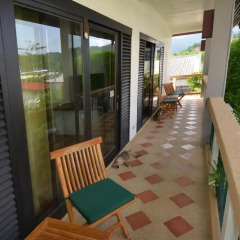 Отель PapaCrab Boutique Guesthouse балкон