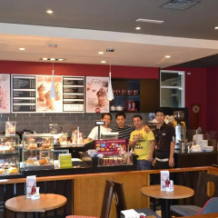 Отель Premier Inn Dubai International Airport питание фото 2