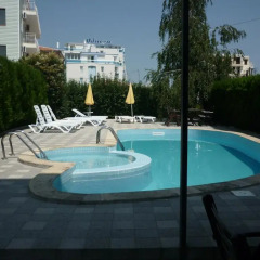 Hotel Del Mar бассейн