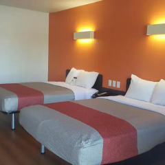 Отель Motel 6 Columbus OSU 2* Стандартный номер с 2 отдельными кроватями фото 2