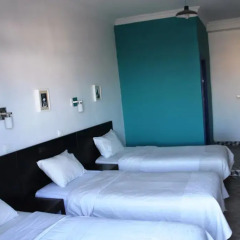 Отель Hôtel Central 2* Стандартный номер с различными типами кроватей фото 9