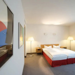 Отель Holiday Inn Berlin City-West 4* Стандартный номер с двуспальной кроватью фото 4