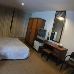 Отель The Pavilion Place 3* Стандартный номер с двуспальной кроватью фото 9