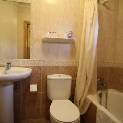 Отель Hostal Restaurante Cuatro Caminos ванная фото 2