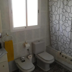 Отель Villa Dorada – Piscina Y Billar Испания, Калафель - отзывы, цены и фото номеров - забронировать отель Villa Dorada – Piscina Y Billar онлайн ванная