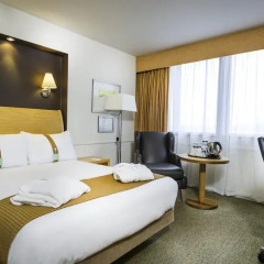 Отель Holiday Inn Пейсли комната для гостей фото 5