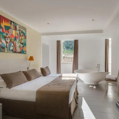 Trevi Palace Hotel 3* Стандартный номер с различными типами кроватей фото 4