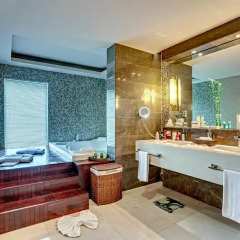 Отель Amara Dolce Vita Luxury Люкс с различными типами кроватей