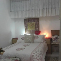 Отель Shelly's Home Boutique Aparments Рамат-Ган комната для гостей
