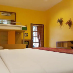 Отель Birds & Bees Resort 3* Семейный люкс с двуспальной кроватью фото 7