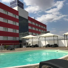 Отель Acosta Centro Альмендралехо бассейн