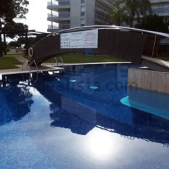 Отель S'Abanell Central Park Испания, Бланес - отзывы, цены и фото номеров - забронировать отель S'Abanell Central Park онлайн бассейн фото 2