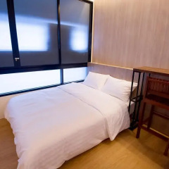 Отель Glur Bangkok Стандартный номер разные типы кроватей (общая ванная комната) фото 14