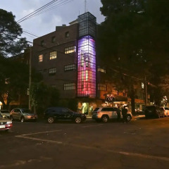 Отель FlowSuites Polanco Мехико парковка