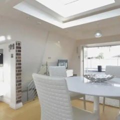 Отель Uber Theatre Land Penthouse комната для гостей фото 4