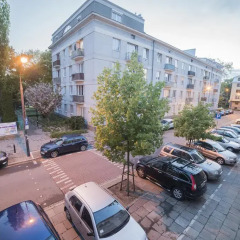 Отель Koro De Varsovio - Ciasna 10 Варшава парковка