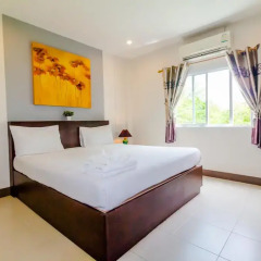 Отель Baan Yuyen Karon Guesthouse комната для гостей фото 5
