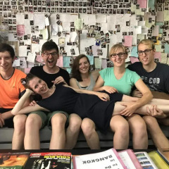 Tiger Lily Hostel Бангкок питание