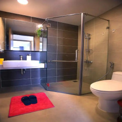 Апартаменты SUNNY TROPICAL Serviced Apartments ванная фото 2