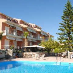 Отель Stefanos Place Греция, Корфу - отзывы, цены и фото номеров - забронировать отель Stefanos Place онлайн бассейн фото 3