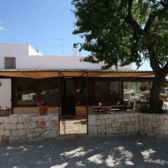 Отель B&B Marchione Конверсано бассейн