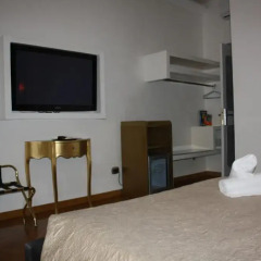 Отель Home In Rome Trevi 2* Номер Делюкс с различными типами кроватей