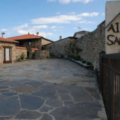 Отель Apartamentos Aira Sacra парковка