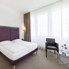 AZIMUT Hotel Munich 3* Стандартный номер с различными типами кроватей фото 14