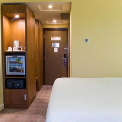Отель Novotel Port Harcourt 4* Стандартный номер с различными типами кроватей фото 2
