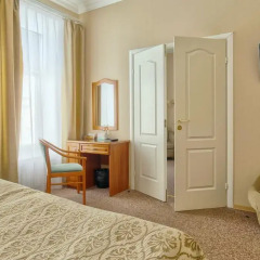 Гостиница Комфорт 3* Семейный люкс с разными типами кроватей фото 3