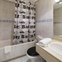 Отель Woo Travelling Plaza de Oriente Homtel Студия с различными типами кроватей фото 3