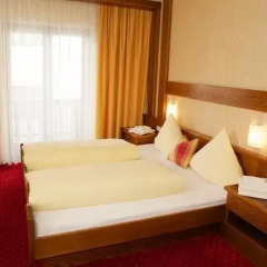 Отель Pension Elisabeth 3* Стандартный номер с двуспальной кроватью фото 6