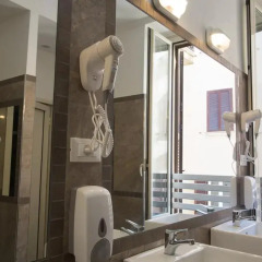 Alessandro Downtown Hostel Кровать в общем номере с двухъярусной кроватью фото 6