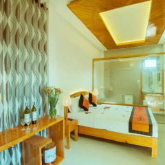 Отель Riverside Plum Garden Homestay в номере фото 2