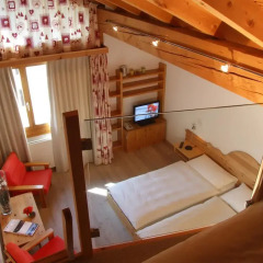 Chesa Surlej Hotel 3* Стандартный номер с двуспальной кроватью фото 5