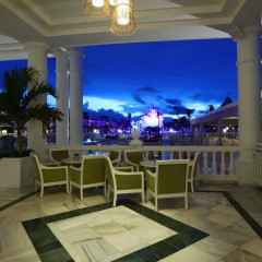 Отель Luxury Bahia Principe Fantasia "Opening November 2016" Доминикана, Пунта Кана - отзывы, цены и фото номеров - забронировать отель Luxury Bahia Principe Fantasia "Opening November 2016" онлайн гостиничный бар
