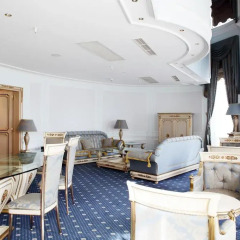 Гостиница Crowne Plaza Minsk интерьер отеля