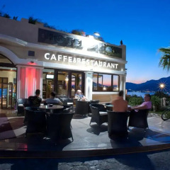 Hotel Adrovic Sveti Stefan гостиничный бар