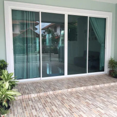 Отель The Little Box House Krabi 3* Коттедж с различными типами кроватей фото 4